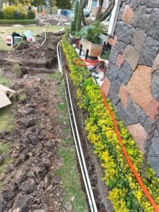 Riego automatizado: eficiencia y vida para tus espacios verdes